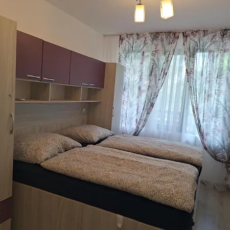 Apartment102 Paradise Lägenhet